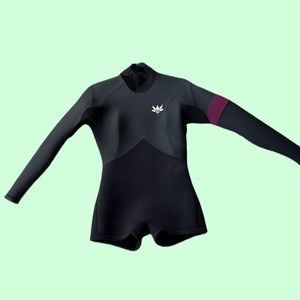 Women’s Axxe Wetsuit